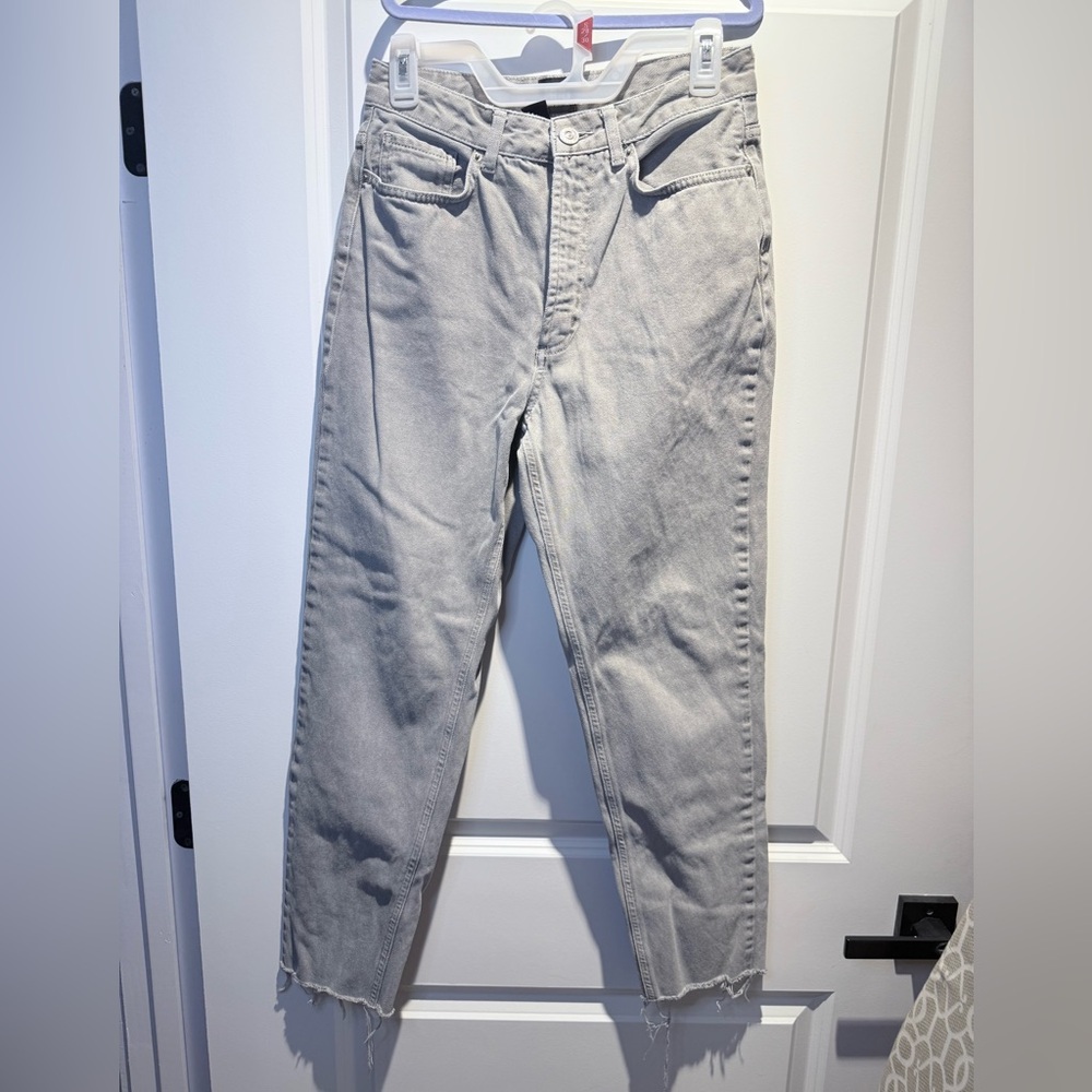 Urban Outfitters BDG light grey mom jeans 100% cotton raw hem - Picture 1 of 9